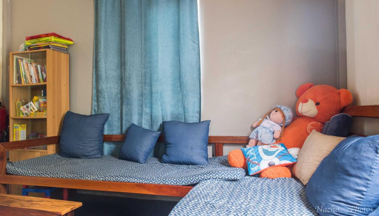 ג'נרל לונה Footprints Homestay (Adults Only) מראה חיצוני תמונה