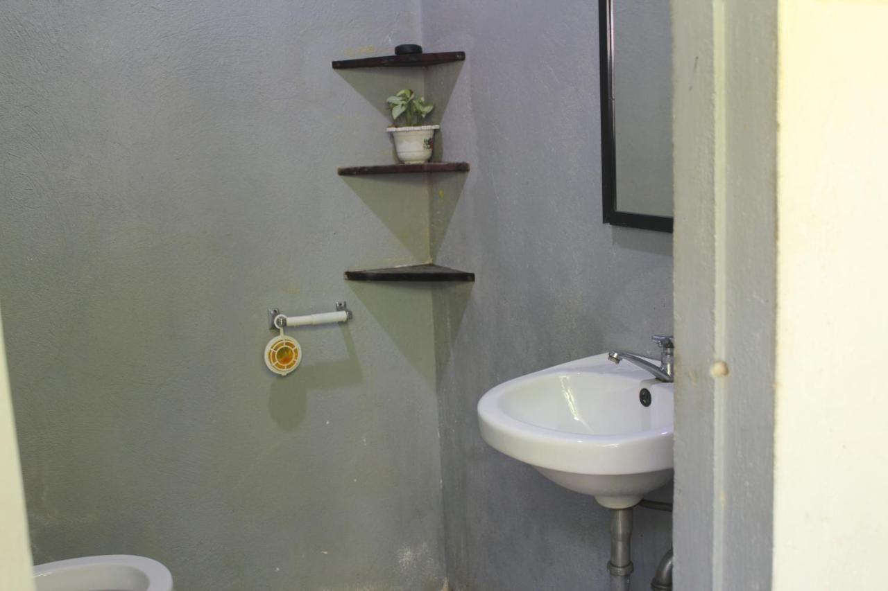 ג'נרל לונה Footprints Homestay (Adults Only) מראה חיצוני תמונה